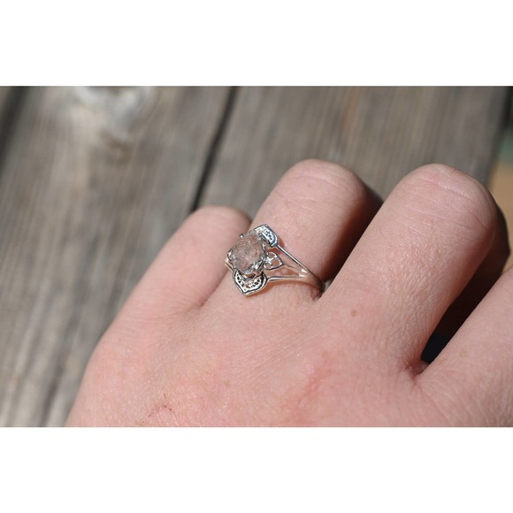 alternative raw diamond engagement ring raw crystal size 4 5 6 7 8 8 9 1… - Picture 3 of 6